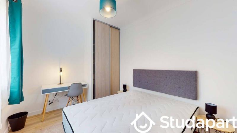 Chambre - 10 m² - 1 pièce