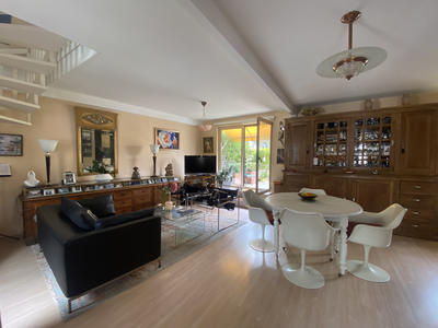 Appartement - 79 m² - 3 pièces