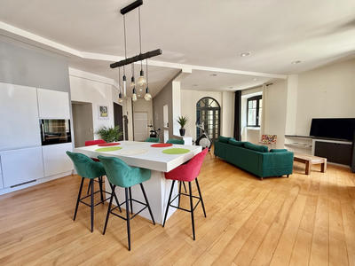 Appartement - 88 m² - 3 pièces