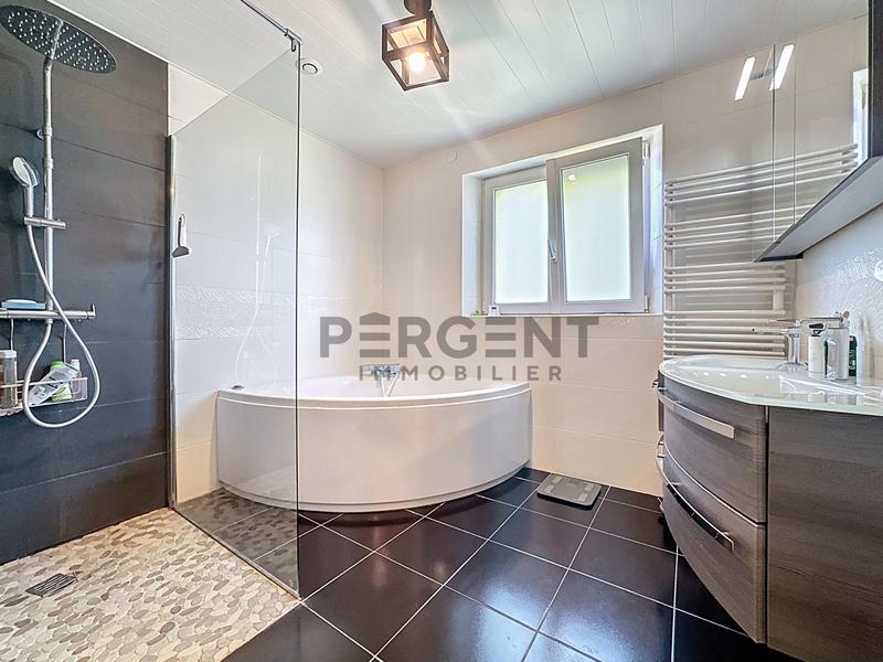 Maison contemporaine - 110 m² - 5 pièces