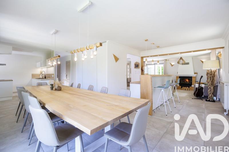 Maison - 185 m² - 4 pièces