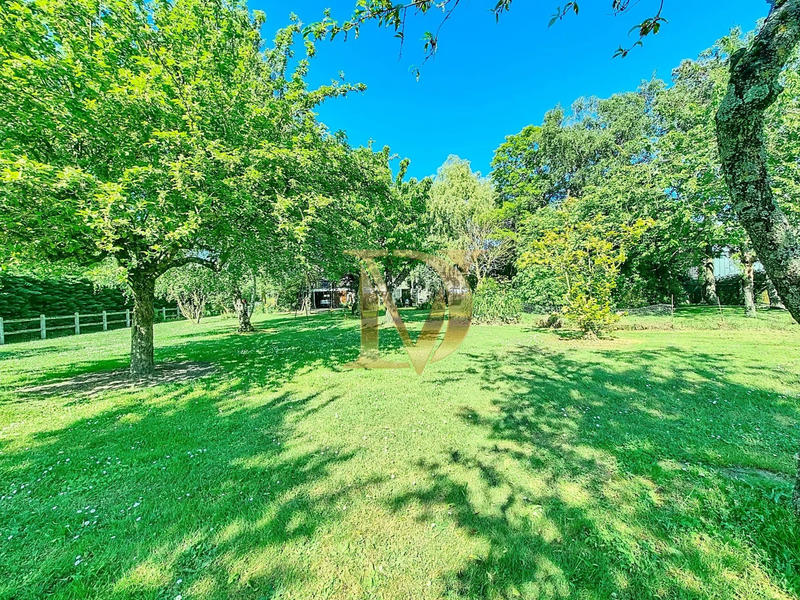 Maison - 191 m² - 7 pièces