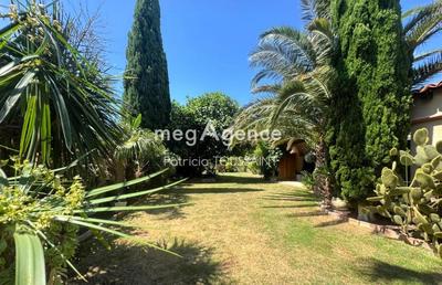 Maison de ville - 241 m² - 7 pièces