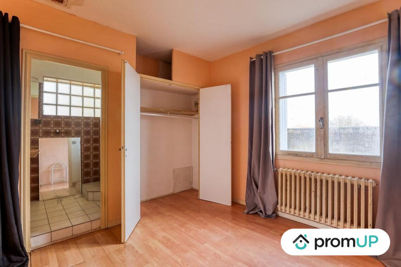 Maison - 270 m² - 7 pièces