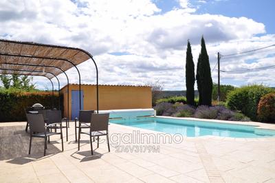 Villa - 167 m² - 6 pièces