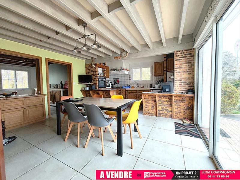 Maison - 206 m² - 10 pièces