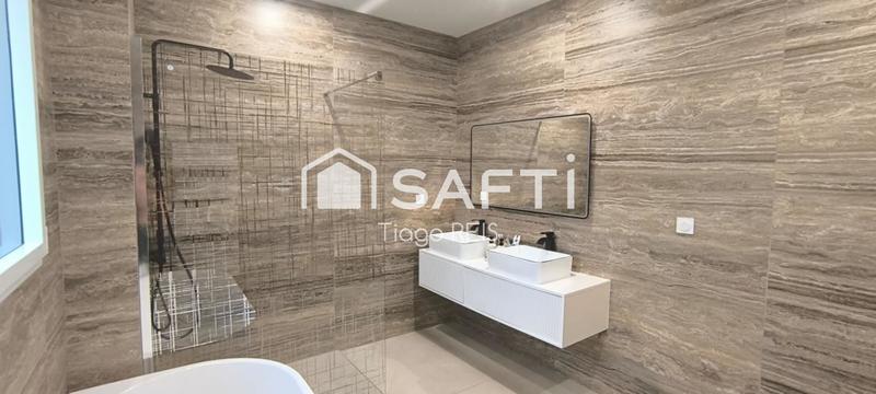 Maison - 182 m² - 6 pièces