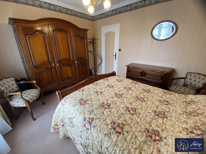 Maison - 161 m² - 7 pièces