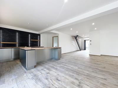 Maison contemporaine - 164 m² - 5 pièces
