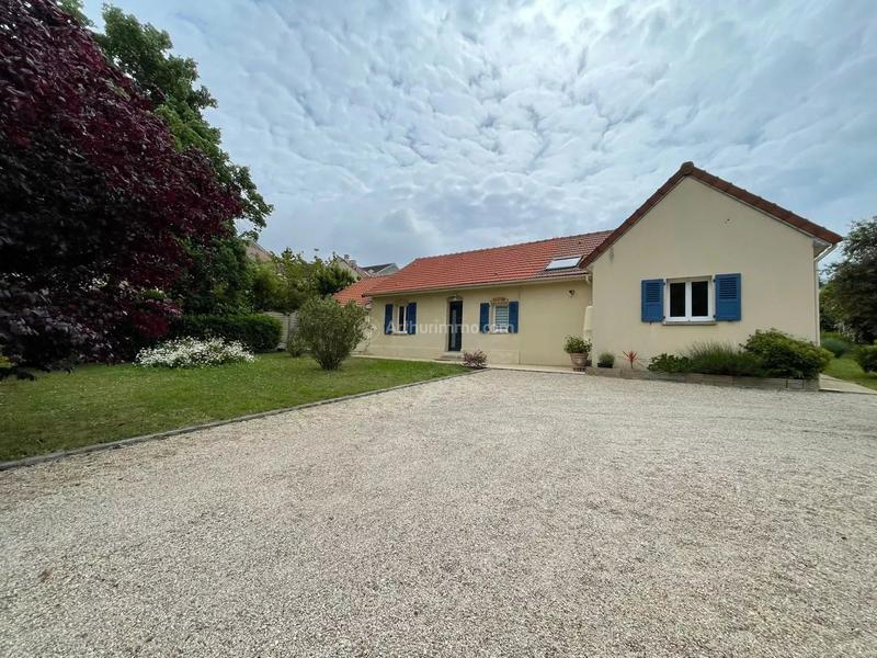 Maison - 173 m² - 8 pièces