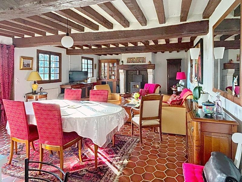 Maison - 176 m² - 8 pièces