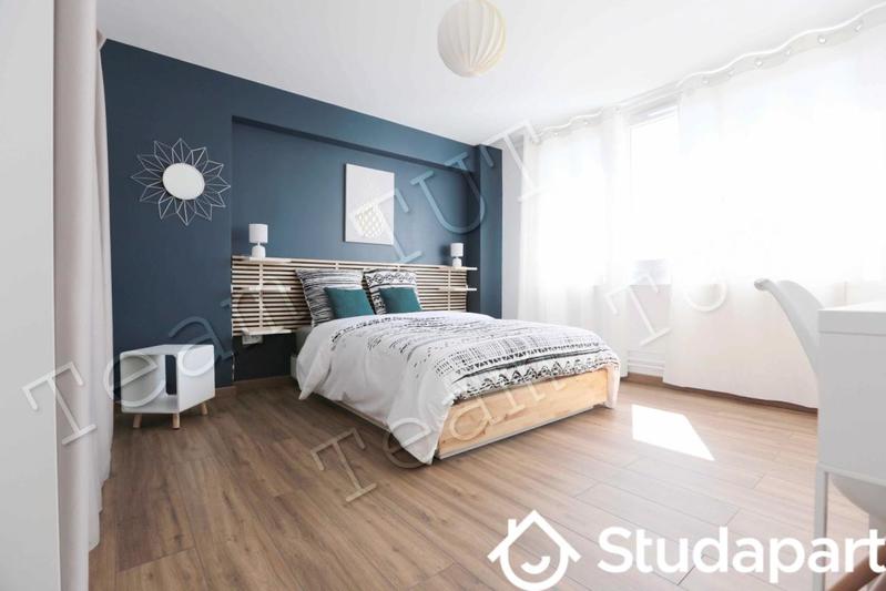 Chambre - 13 m² - 1 pièce