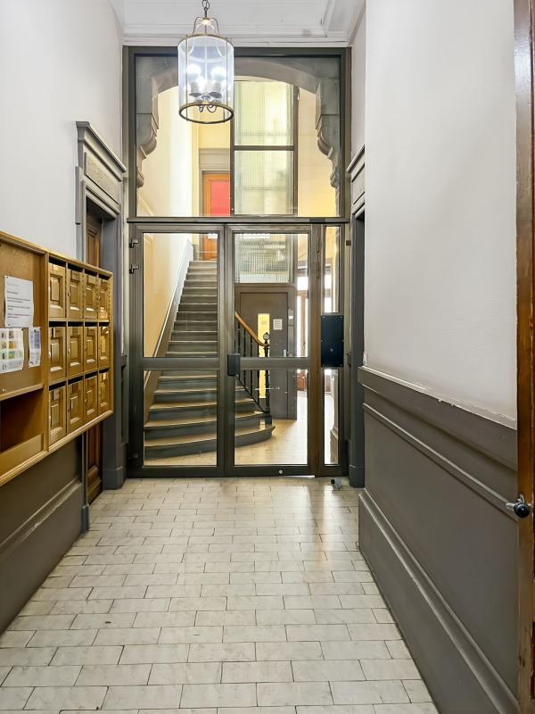 Appartement - 188 m² - 5 pièces