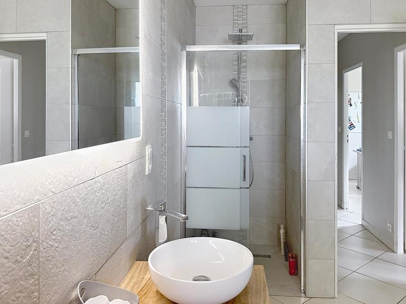 Maison - 169 m² - 6 pièces