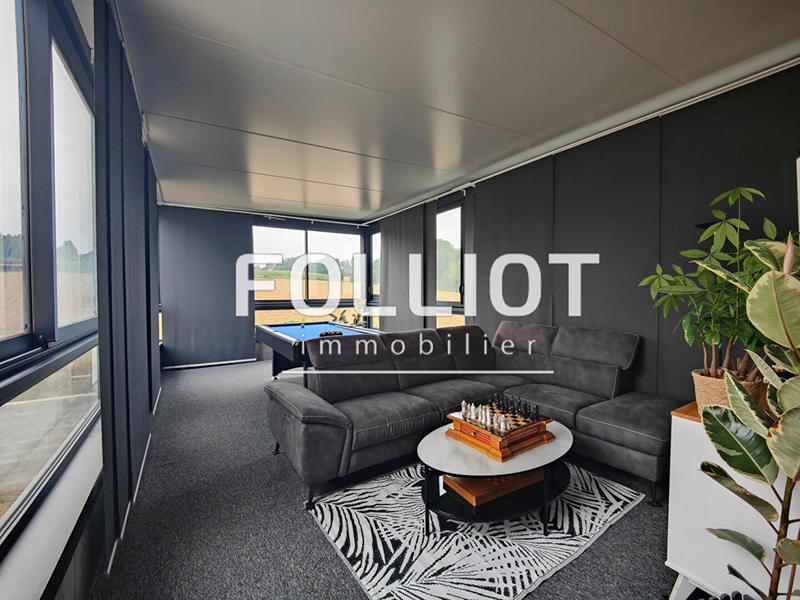 Maison - 203 m² - 6 pièces