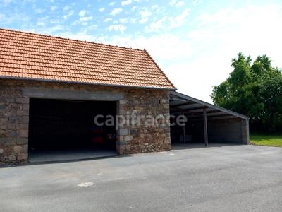 Longère - 190 m² - 8 pièces