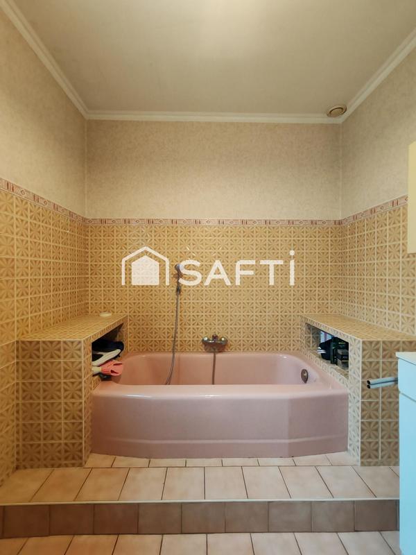 Maison - 130 m² - 7 pièces