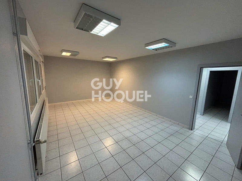 Local commercial - 388 m² - 7 pièces