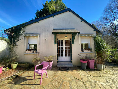 Maison - 210 m² - 5 pièces