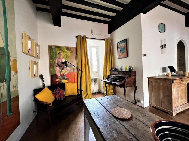 Demeure - 160 m² - 7 pièces