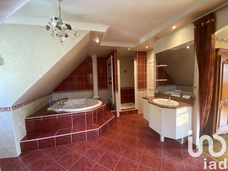 Maison de maîtres - 280 m² - 12 pièces