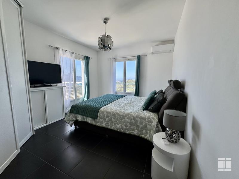 Villa - 185 m² - 5 pièces