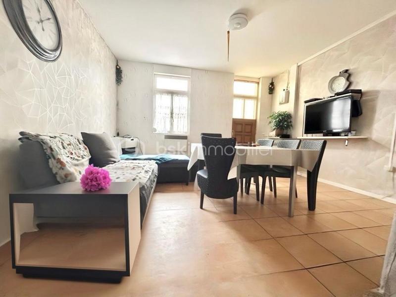 Maison de ville - 68 m² - 5 pièces