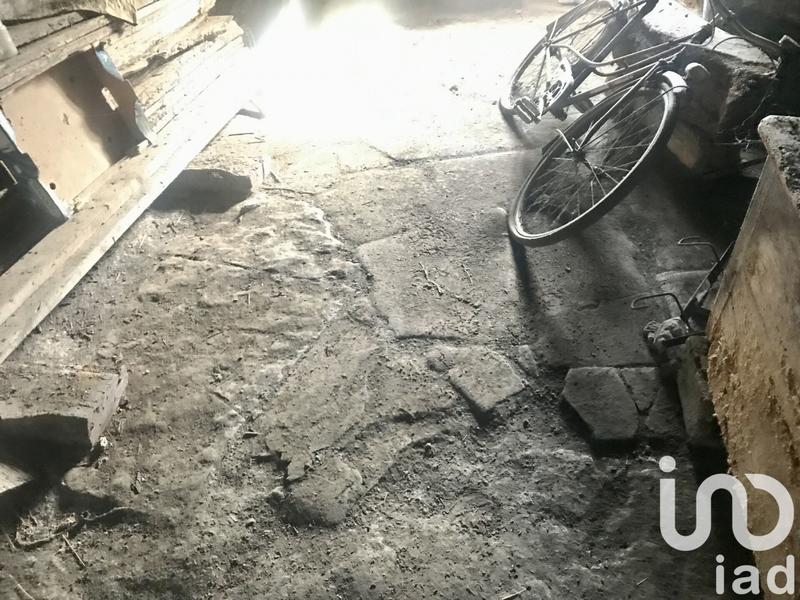 Maison - 277 m² - 5 pièces