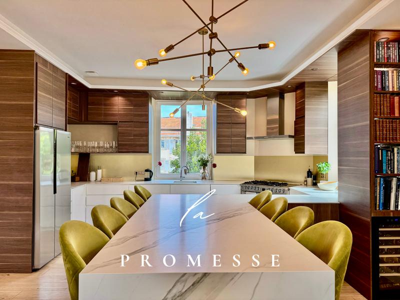 Appartement - 131 m² - 4 pièces