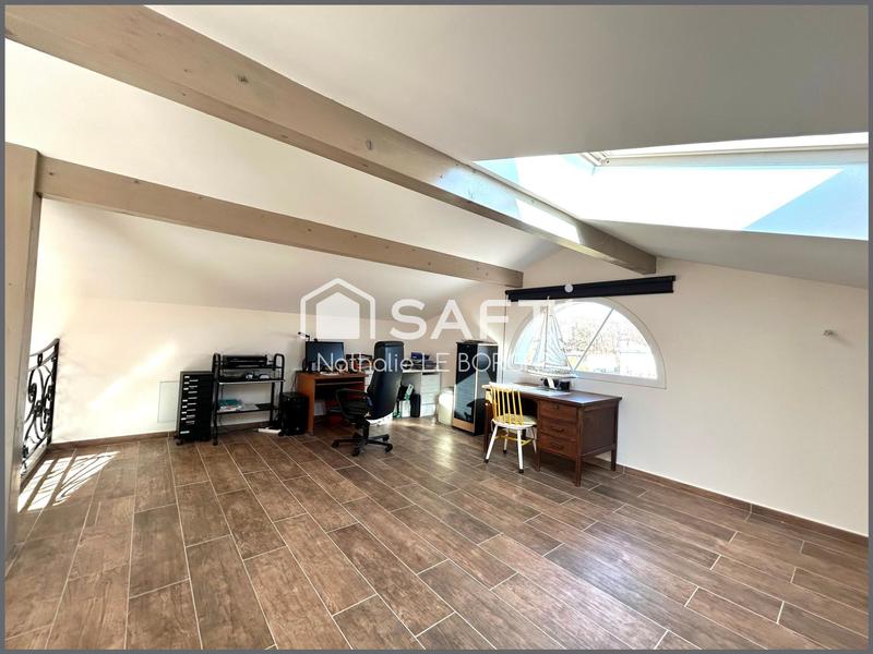 Villa - 220 m² - 7 pièces