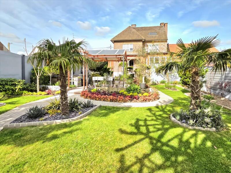 Maison - 170 m² - 5 pièces