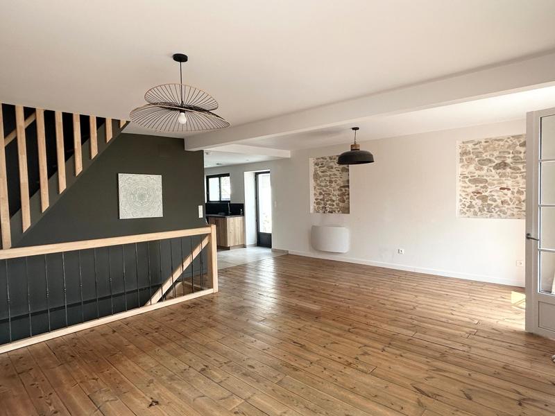 Maison - 153 m² - 5 pièces