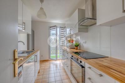 Appartement - 88 m² - 5 pièces