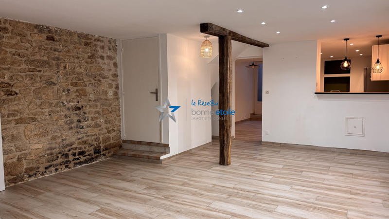 Maison - 139 m² - 7 pièces