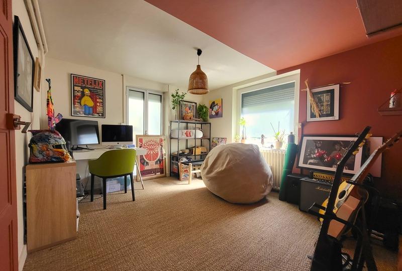 Maison - 203 m² - 7 pièces