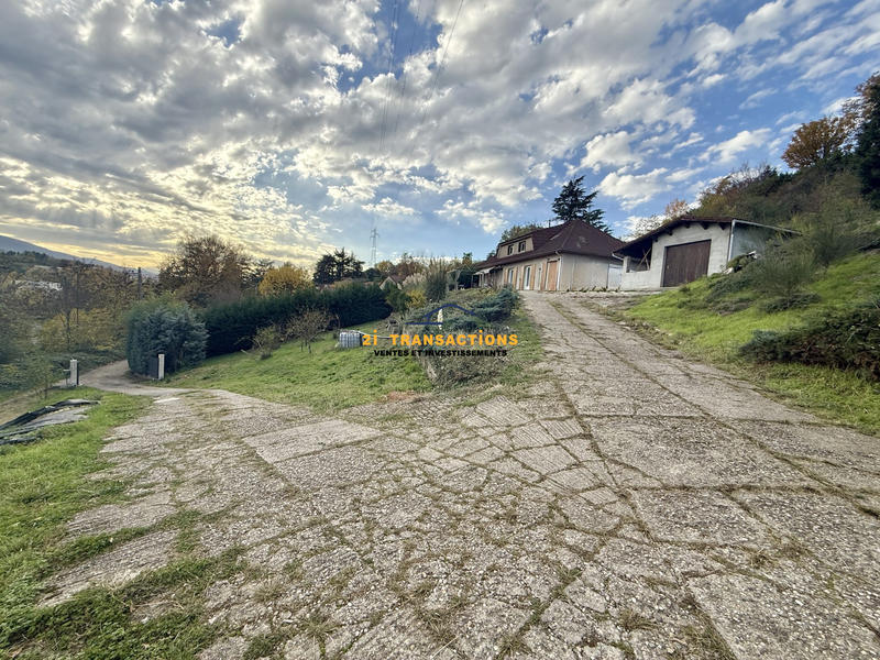 Maison - 144 m² - 5 pièces