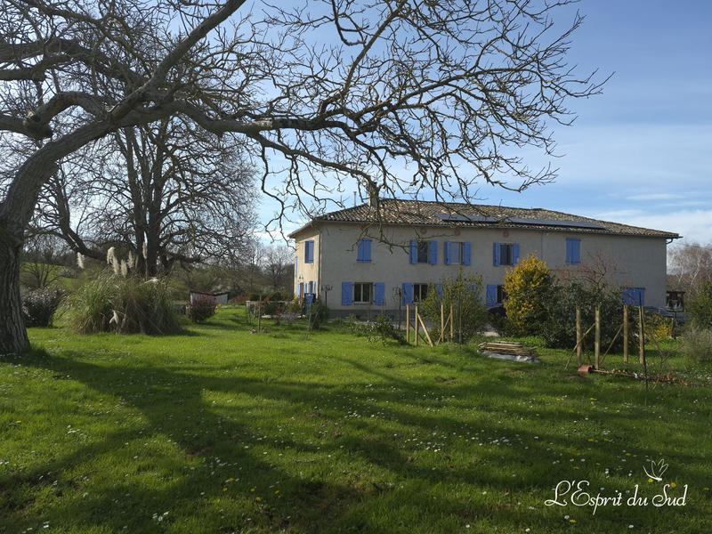 Maison ancienne - 250 m² - 6 pièces