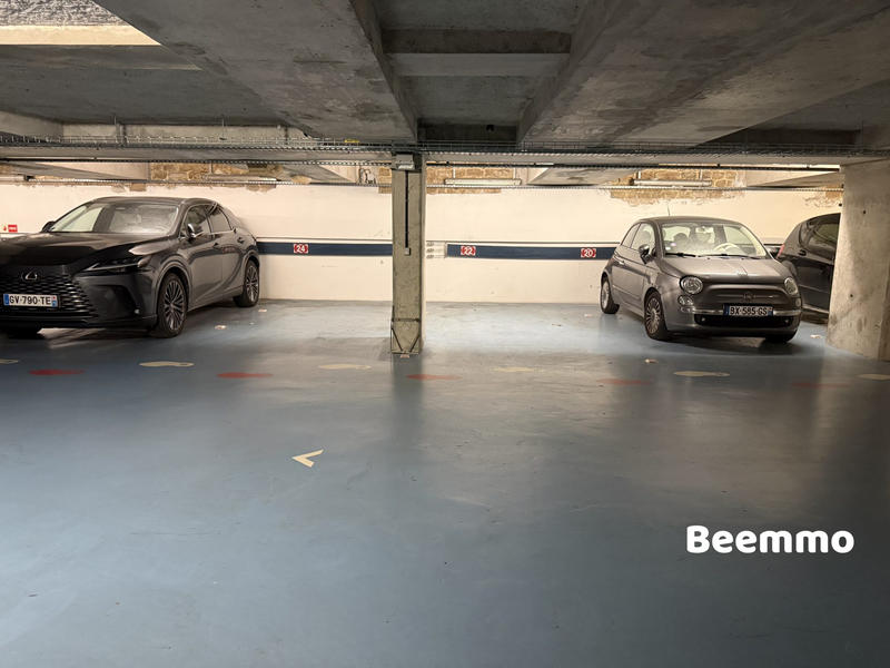 Parking / Garage - 14 m²