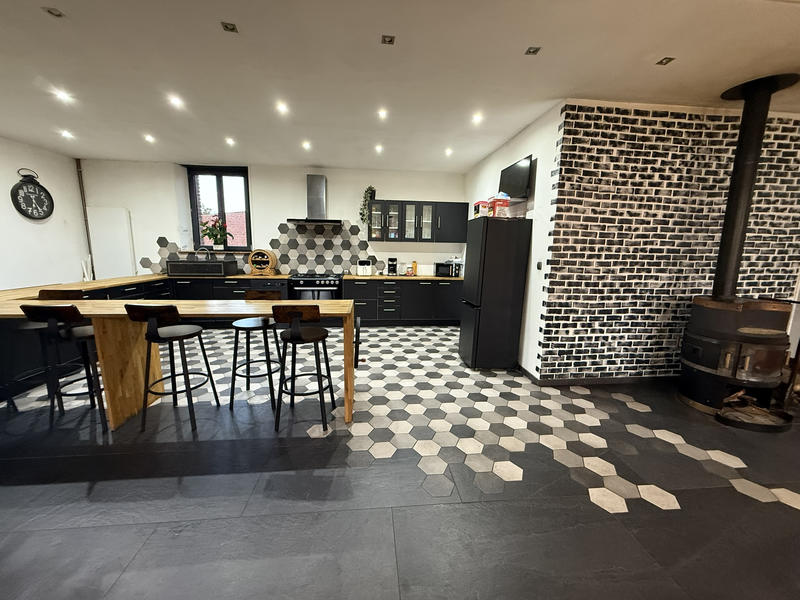 Maison de village - 249 m² - 5 pièces