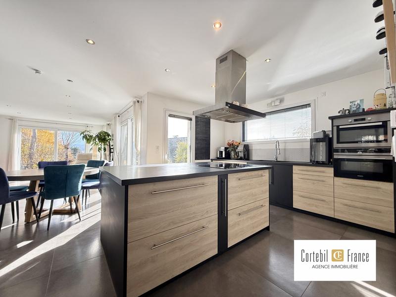 Villa - 133 m² - 5 pièces