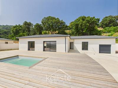 Villa - 132 m² - 4 pièces