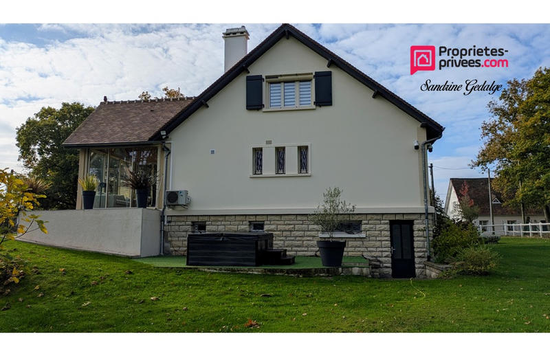 Maison - 185 m² - 7 pièces