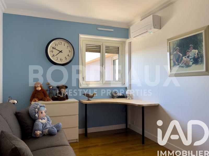 Appartement - 92 m² - 4 pièces