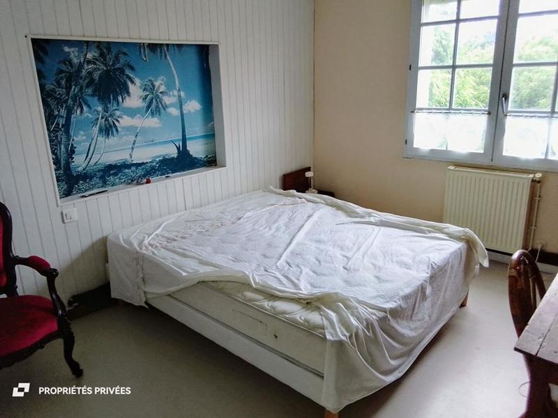 Maison - 180 m² - 7 pièces