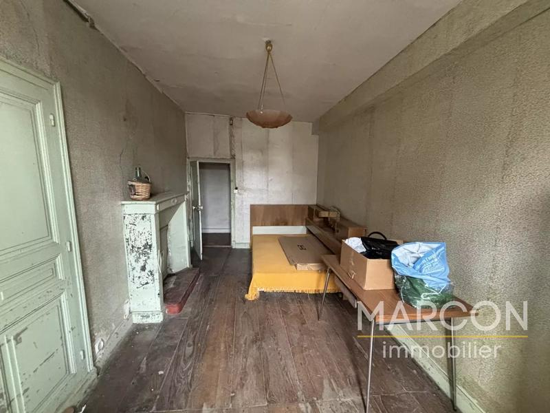 Maison - 149 m² - 8 pièces