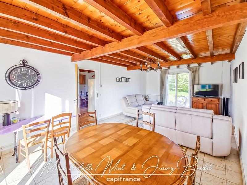 Maison - 165 m² - 6 pièces