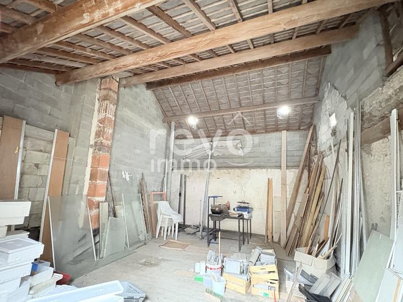 Immeuble mixte - 179 m²