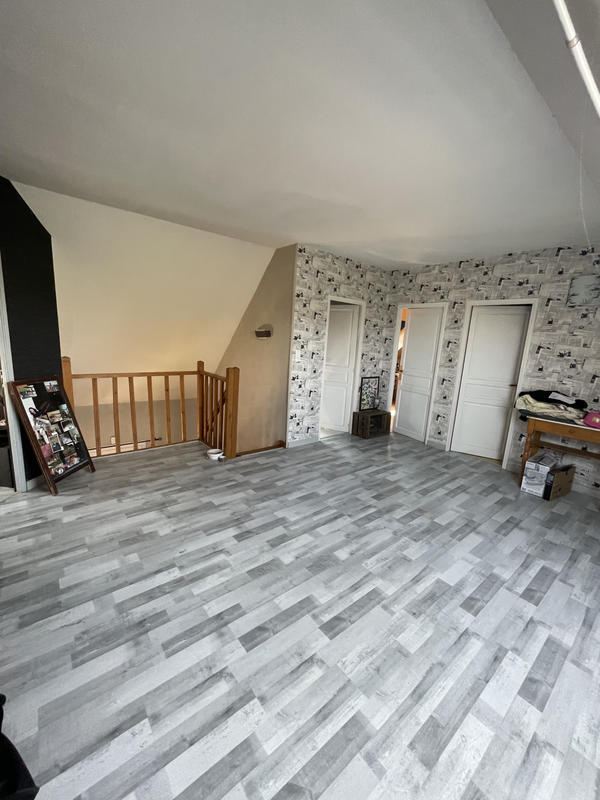 Maison - 182 m² - 7 pièces