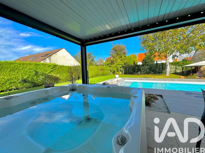 Maison - 175 m² - 6 pièces