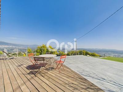 Villa - 312 m² - 5 pièces